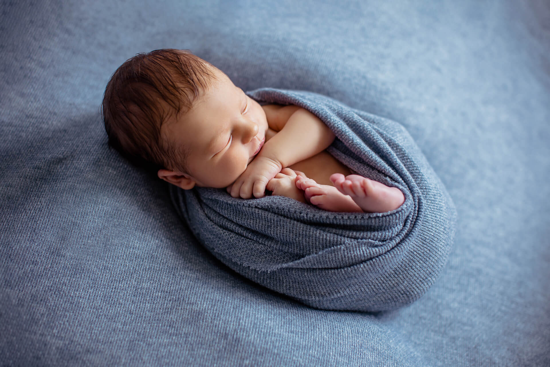 Baby gewrapped, Neugeborenenfotos Sachsen